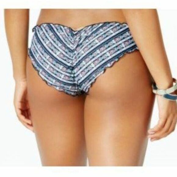 Sundazed Modern Animal Print Simon Halter Top & Mermaid Ruffle Bottom Bikini Set - Picture 4 of 11